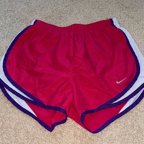 Women’s Nike Running Shorts - Picture 1 of 5